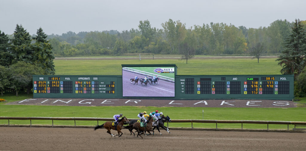 Quills Picks Winners – Monday 8/31 – Finger Lakes Race 7 fl26 toteboard